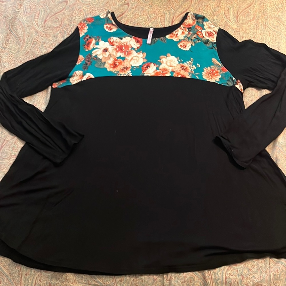 Cool Melon - Long Sleeve Shirt with Rounded Hem - 1XL